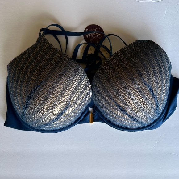 Cacique Other - Casique Boost Plunge Bra 44D NWT